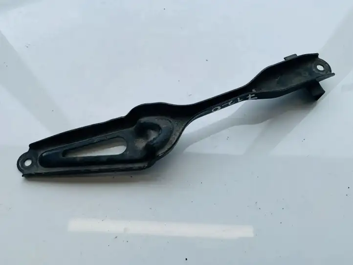 Toyota Avensis Verso (2001 - 2004) Держатель аккумулятора — фото 1