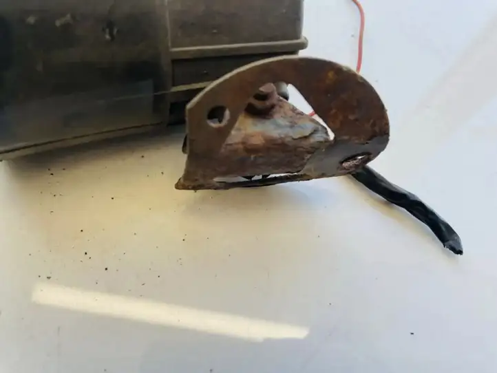 Mercedes-Benz A W168 (1997 - 2004)  6s33p0 Сирена сигнализации