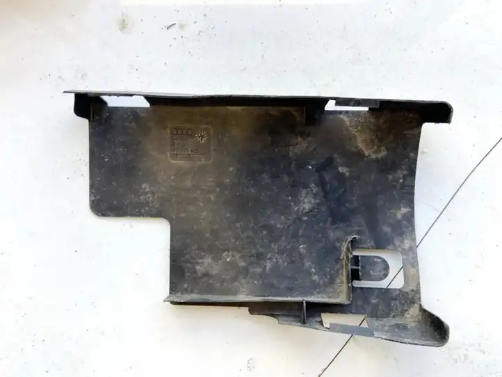 Audi A6 (2004 - 2008)  4F0915429 Крышка ящика аккумулятора