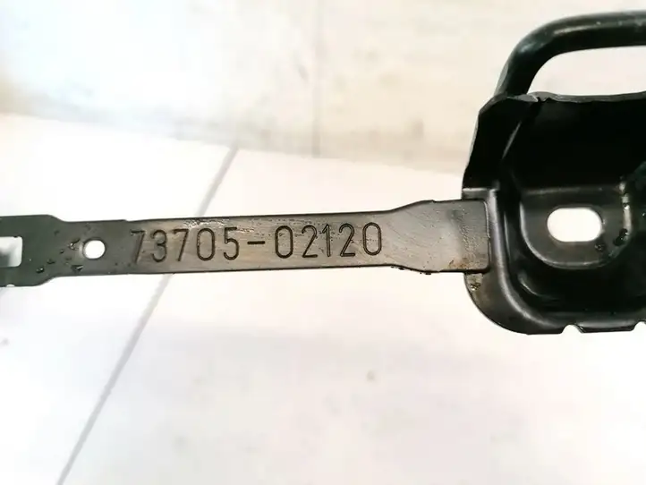Toyota Auris E180 (2012 - 2018) 7370502120 Прочие внешние детали — фото 3