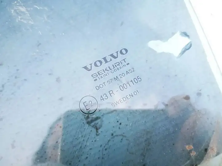 Volvo V70 (2000 - 2004) Стекло задней двери — фото 2