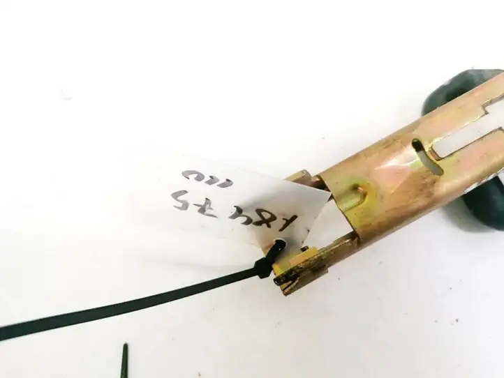 Mercedes-Benz ML W163 (1997 - 2005)  33008414 Другая внешняя деталь