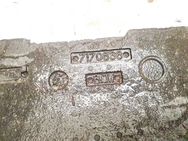 BMW X5 E70 (2006 - 2013)  7170838 Другая внешняя деталь