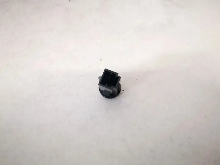 Toyota RAV 4 (XA30) (2006 - 2016) 5554942020 Прочие внешние детали — фото 3