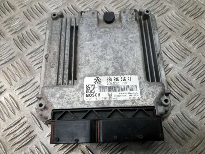 03G906016AJ Seat Leon (1P) Galios (ECU) modulis