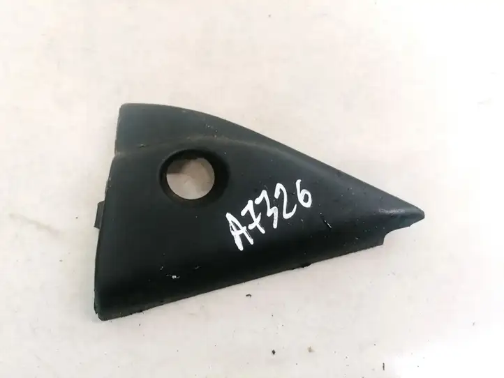 Toyota Yaris (1999 - 2003) 6749152020 Прочие детали салона — фото 1
