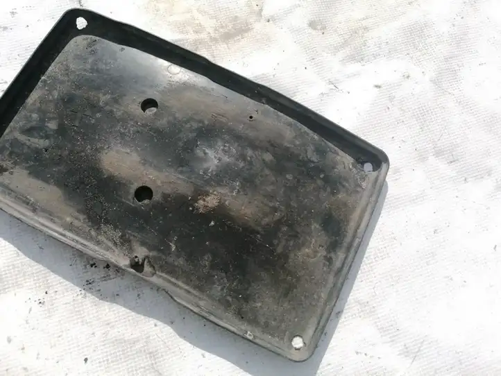 Toyota Corolla Verso E121 (2001 - 2004) 7443112040 Ящик аккумулятора — фото 3