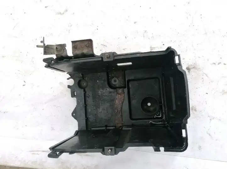 Mazda 3 I (2003 - 2006) BP4K56040 Ящик аккумулятора — фото 1