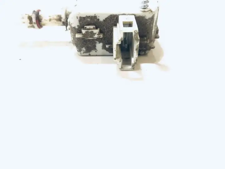 Volkswagen  New Beetle (1997 - 2005)  3B0959782 Двигатель центрально замка