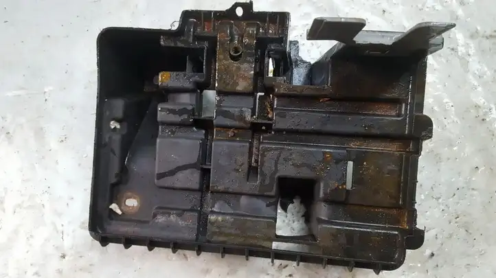 Opel Meriva A (2002 - 2006) 13167332 Крышка ящика аккумулятора — фото 2