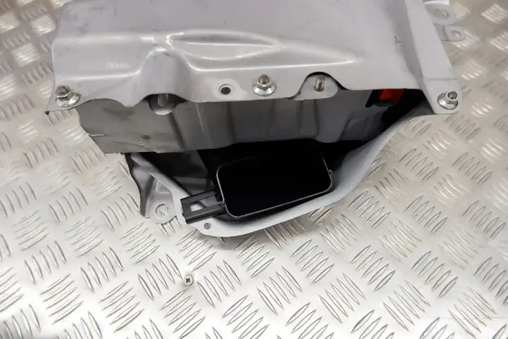 Toyota Yaris XP210 (2020 - ) G9280K0010 Аккумулятор — фото 2