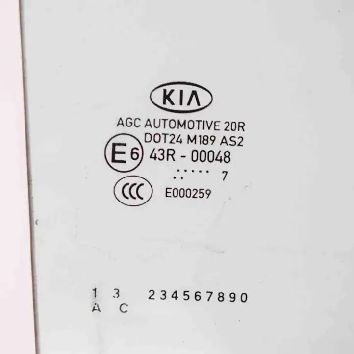 Kia Sportage (2016 - 2018) 43R00048 Стекло задней двери — фото 6