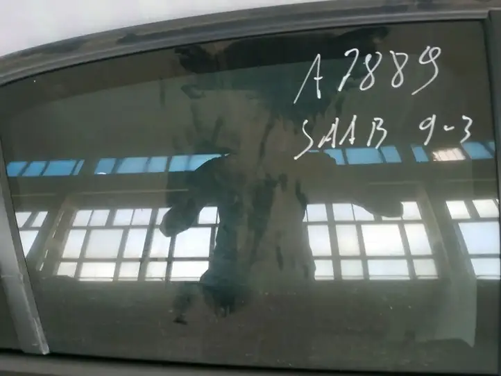 Saab 9-3 Ver2 (2003 - 2007) Стекло задней двери — фото 1