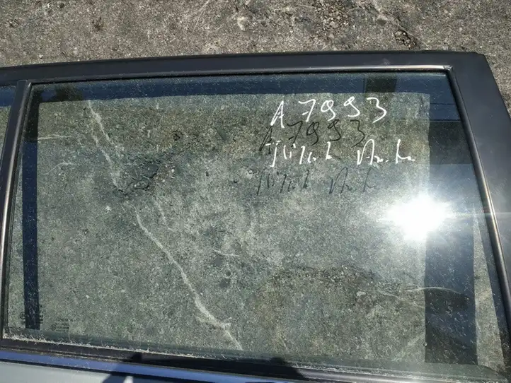 Toyota Avensis T250 (2003 - 2006) Стекло задней двери — фото 1
