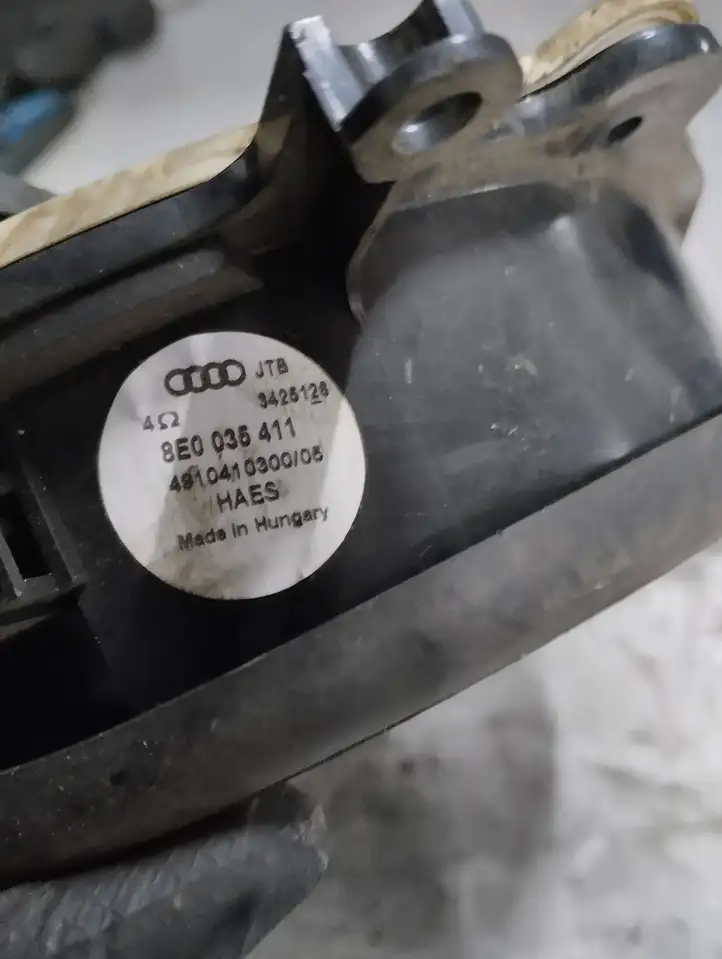 Audi A4 S4 B7 8E 8H (2004 - 2009) 8E0035411 Динамики задних дверей — фото 3