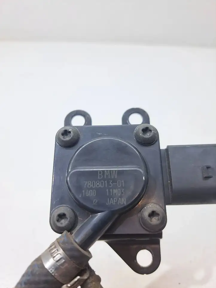 BMW 5 F10 F11 (2009 - 2016) 7808013 Датчик давления выхлопных газов — фото 5