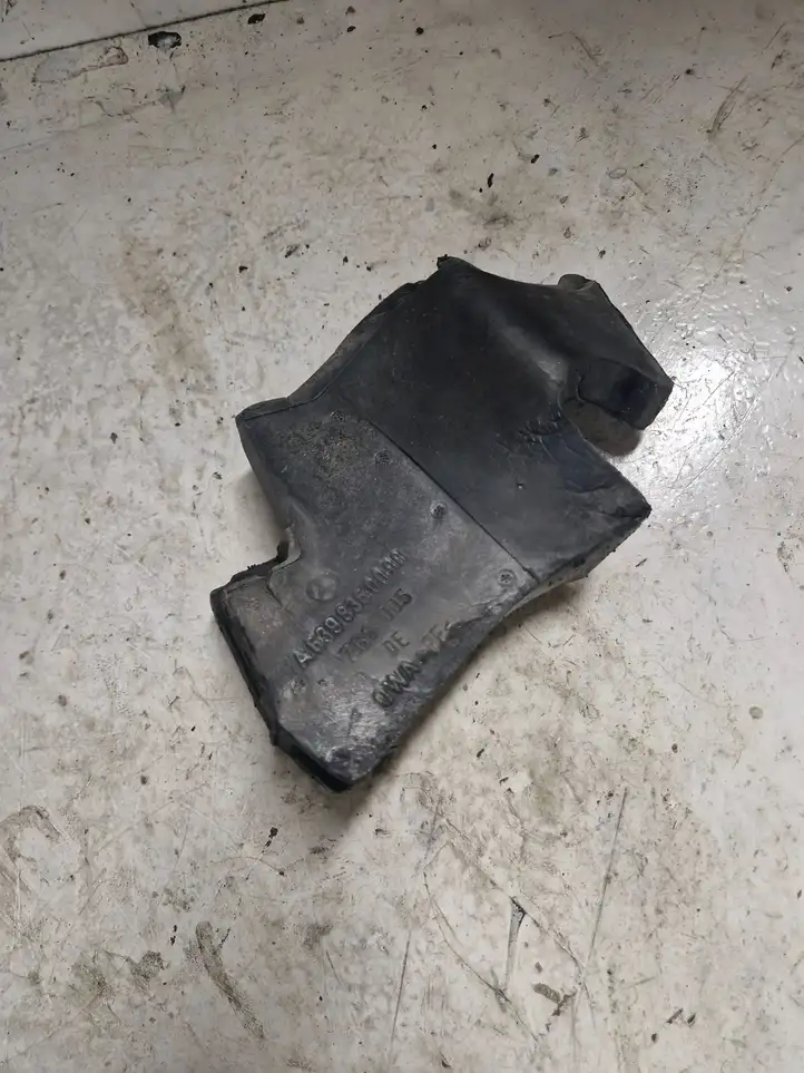 Mercedes-Benz Vito Viano W639 (2003 - 2010) A6398360098 Прочие детали моторного отсека — фото 1