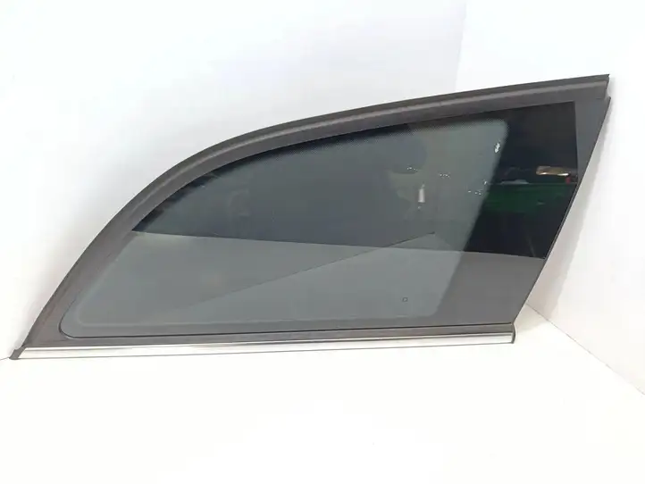 Opel Vectra C (2005 - 2009) 244698 Заднее боковое стекло — фото 1