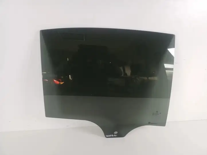 BMW 3 G20 G21 (2019 - ) 7497106 Стекло задней двери — фото 1