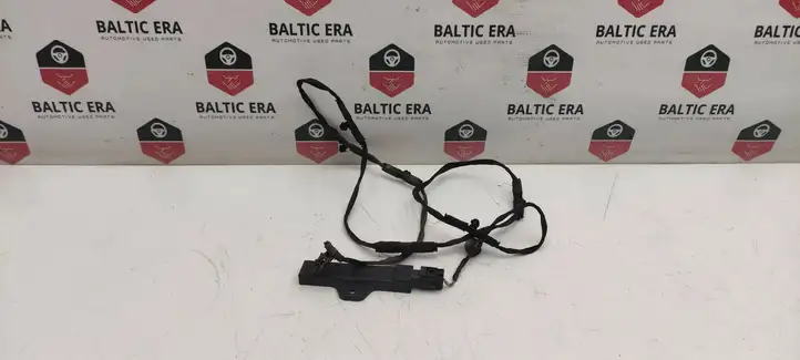 BMW M5 F90 (2017 - 2019) 9220831 Антенна бесключевого доступа — фото 1