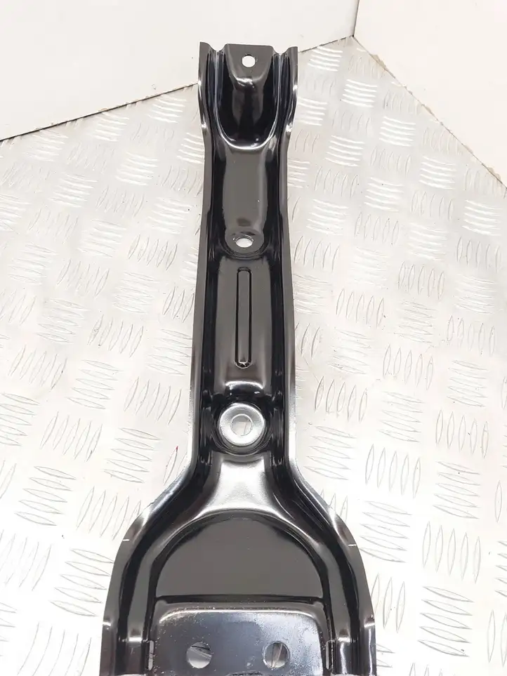 Tesla Model 3 (2017 - 2023) 109870400D Прочие детали салона — фото 3