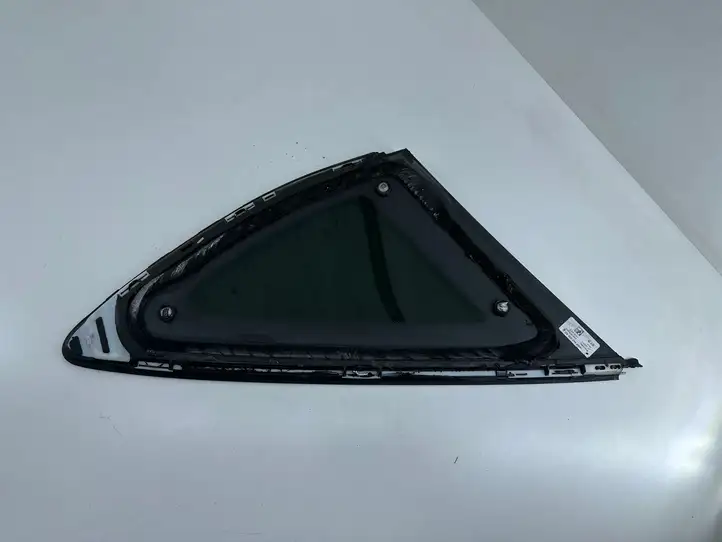 Audi A7 S7 4G (2014 - 2018) 4G8845300AD Заднее боковое стекло — фото 3