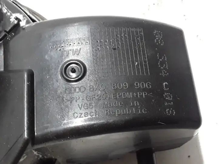 Audi A1 (2010 - 2014) 8X0809906 Крышка топливного бака — фото 3