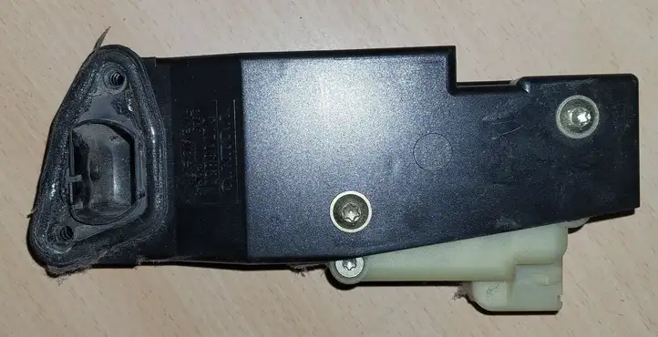 Volvo V70 (2000 - 2004) 30716837 Замок крышки топливного бака — фото 1