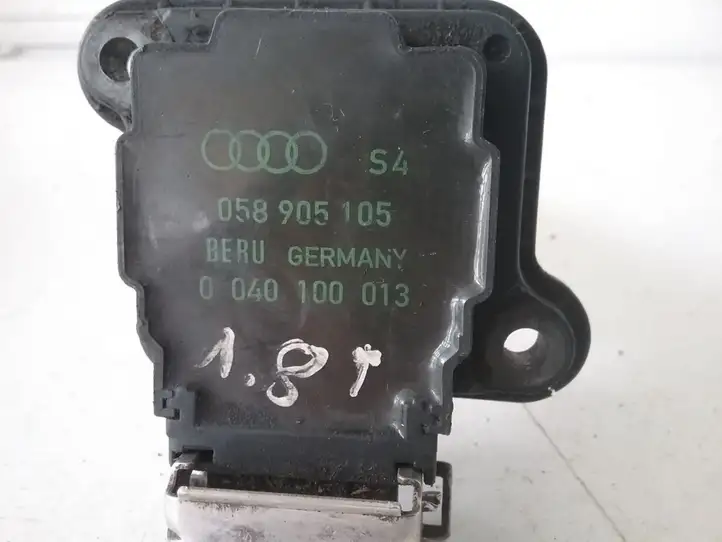 Audi A4 S4 B6 8E 8H (2000 - 2006) 058905105 Катушка зажигания — фото 2
