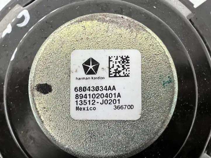 Jeep Grand Cherokee (2010 - 2021) 68043034AA Динамики задних дверей — фото 3