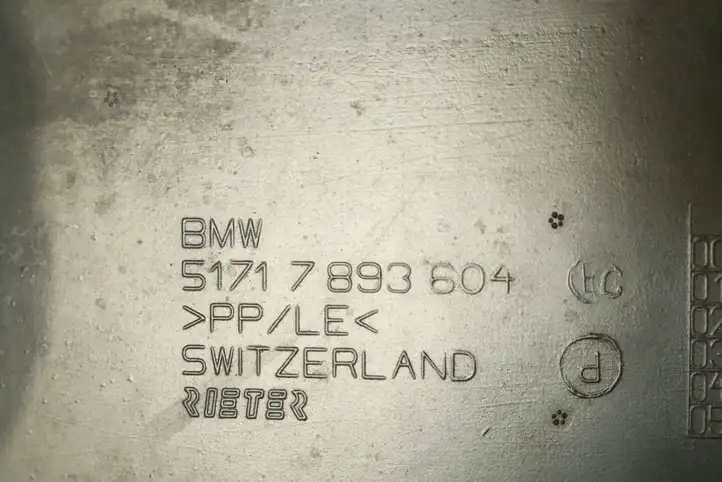 BMW 3 E46 (1998 - 2005) 7893604 Прочие детали днища — фото 3