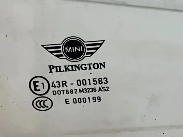 Mini One Cooper R57 (2007 - 2015) 43R001583 Стекло задней двери — фото 3