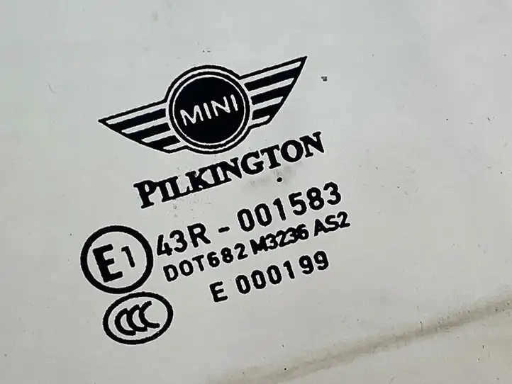 Mini One Cooper R57 (2007 - 2015) 43R001583 Заднее стекло — фото 3