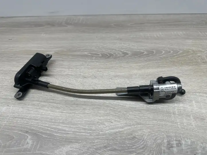 Mercedes-Benz GL X164 (2006 - 2012) A1646700504 Электродвигатель форточки — фото 1