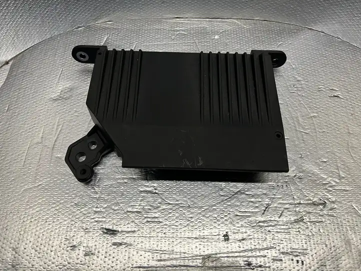 Volvo XC90 (2014 - 2019) 31489614 Усилитель звука — фото 1