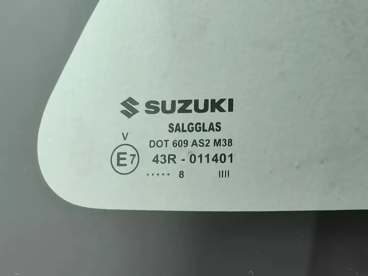 Suzuki Vitara (2014 - 2018) 43R011401 Заднее боковое стекло — фото 4