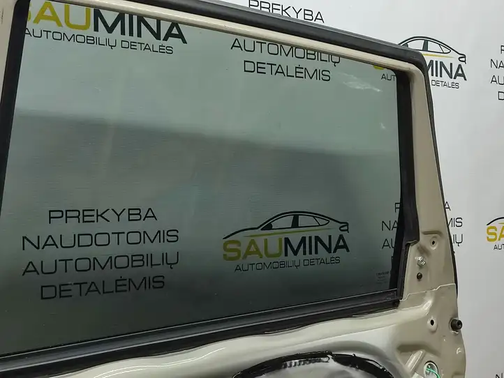 Suzuki Vitara (2014 - 2018) Задняя дверь — фото 16