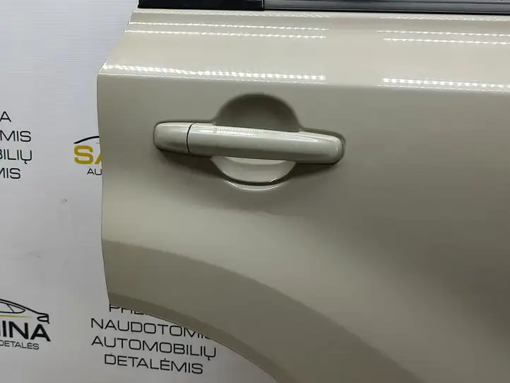 Suzuki Vitara (2014 - 2018) Задняя дверь — фото 22