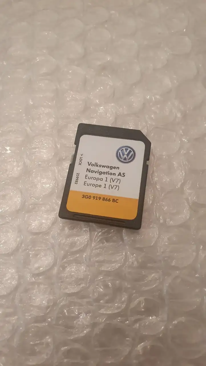 Volkswagen Caddy (2015 - 2020) 3G0919866BC Навигационные карты CD/DVD — фото 1