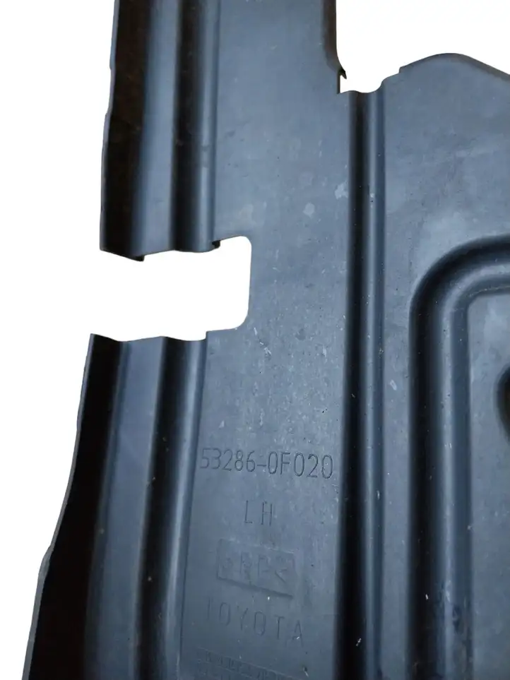 Toyota Corolla Verso E121 (2004 - 2007) 532860F020 Прочие внешние детали — фото 2