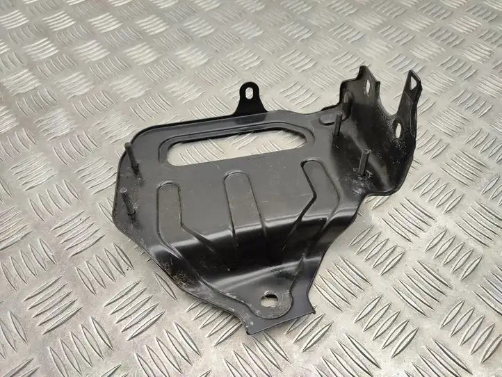 Suzuki Vitara (2014 - 2018) Держатель аккумулятора — фото 3