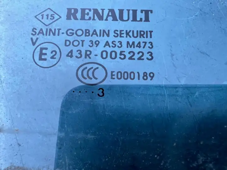 Renault Zoe (2012 - ) E000189 Стекло задней двери — фото 1