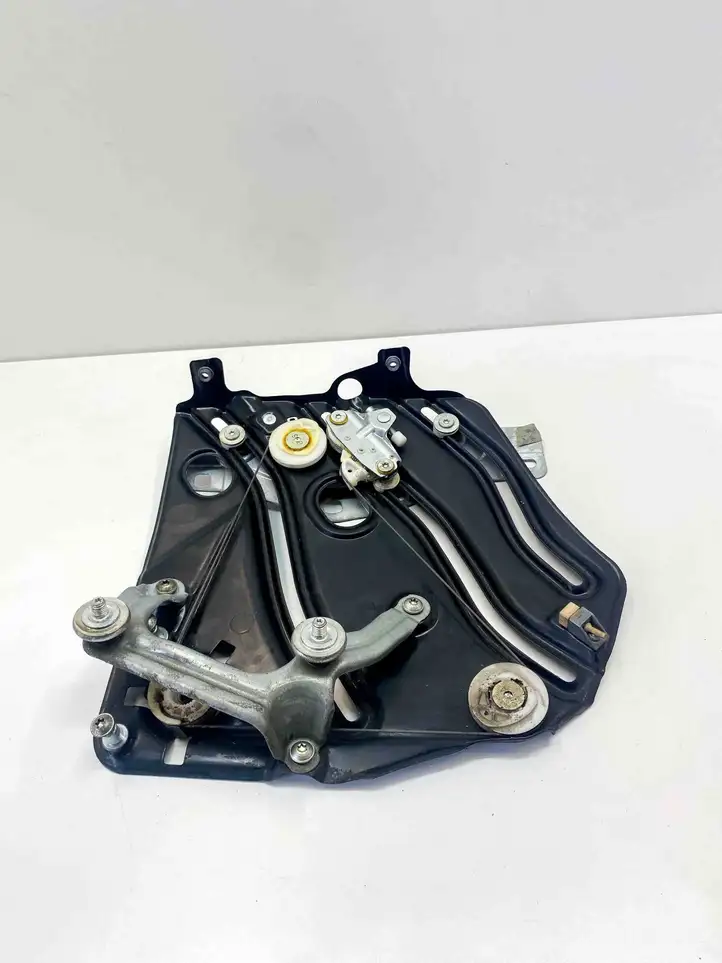 Mercedes-Benz SL R230 (2001 - 2012) 2306700203 Заднее боковое стекло — фото 7