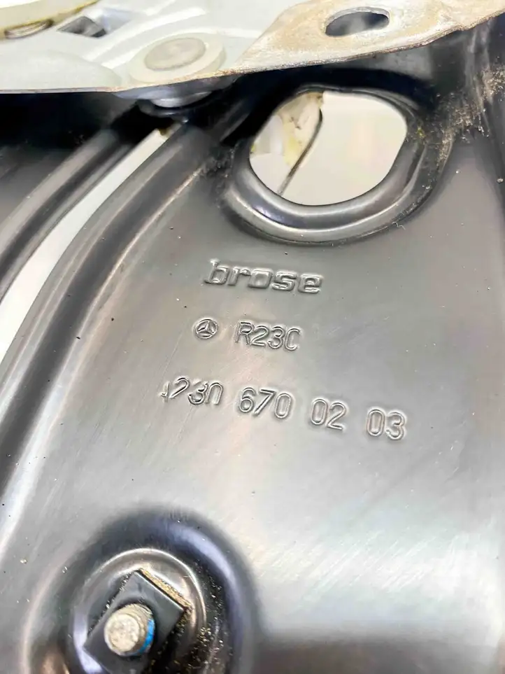 Mercedes-Benz SL R230 (2001 - 2012) 2306700203 Заднее боковое стекло — фото 8