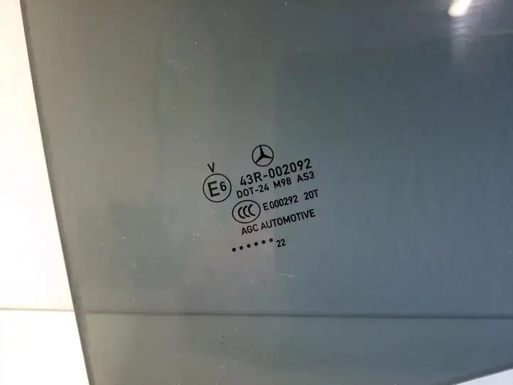 Mercedes-Benz EQB (2021 - ) Стекло задней двери — фото 3