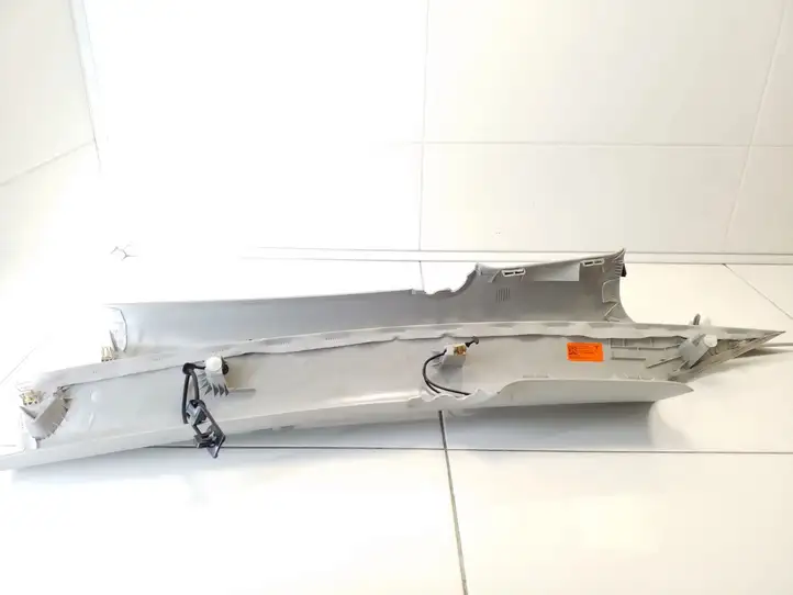 Tesla Model 3 (2017 - 2023) 152791601F Прочие детали салона — фото 4