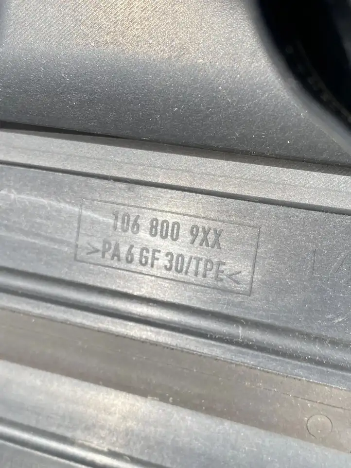Mercedes-Benz C W204 (2007 - 2014) 963758102 Прочие детали салона — фото 8