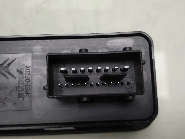 Peugeot RCZ (2010 - 2013) 96659922zd Блок кнопок стеклоподъемников — фото 6