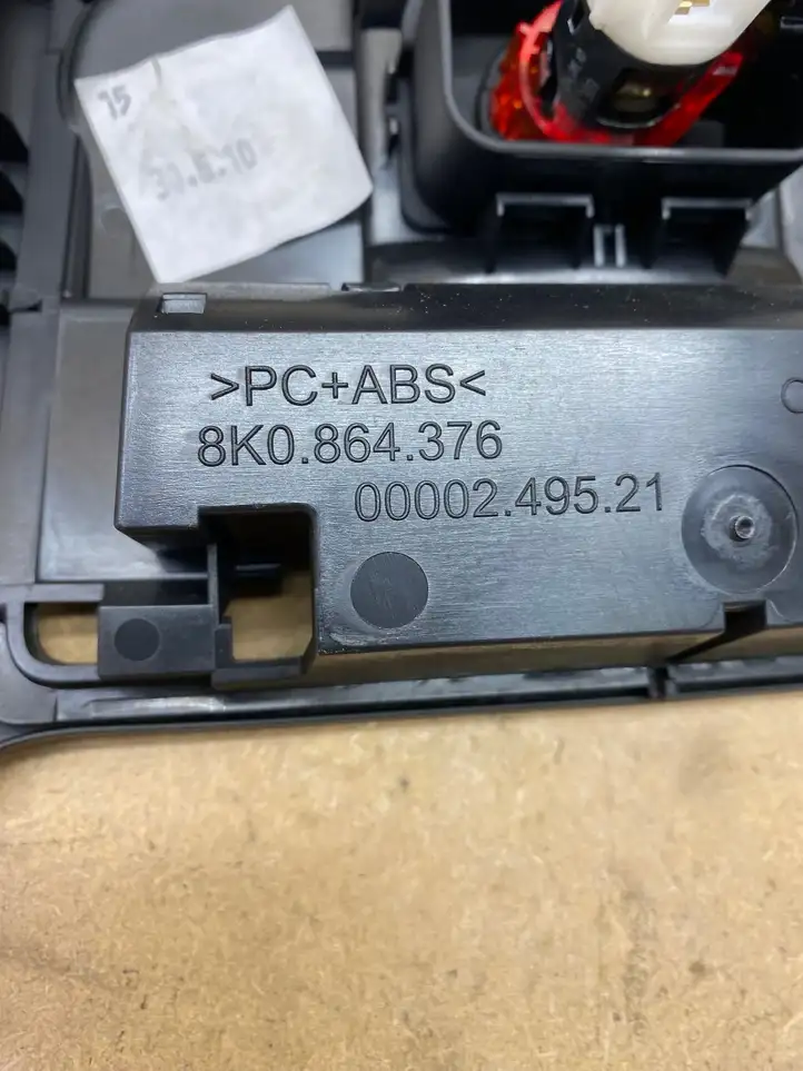 Audi A4 S4 B8 8K (2011 - 2015) 8K0864376 Прочие детали салона — фото 3