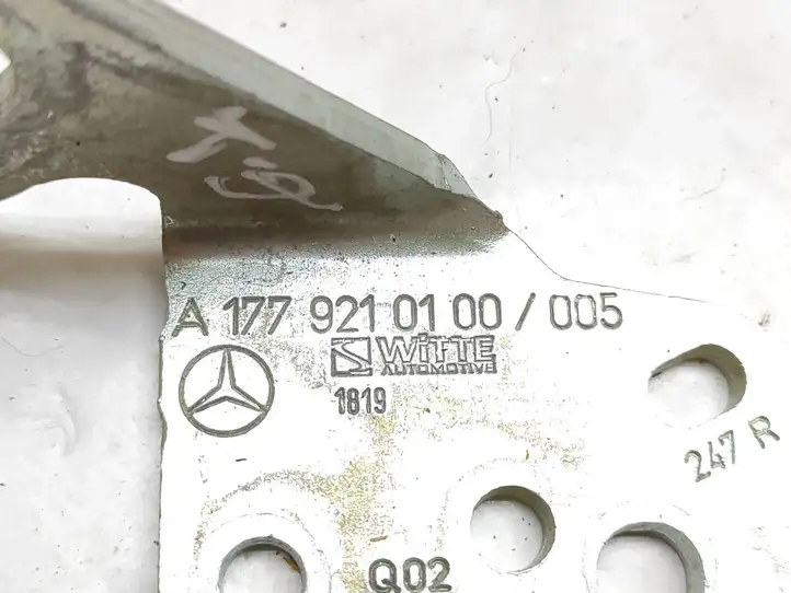 Mercedes-Benz A W177 (2018 - ) A1779210100 Прочие детали салона — фото 3
